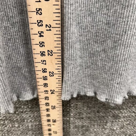 Sundance Womans Shirt Size XL Y2k Gray Ribbed Knit Top Lettuce Hem Long Shirt - Picture 5 of 7